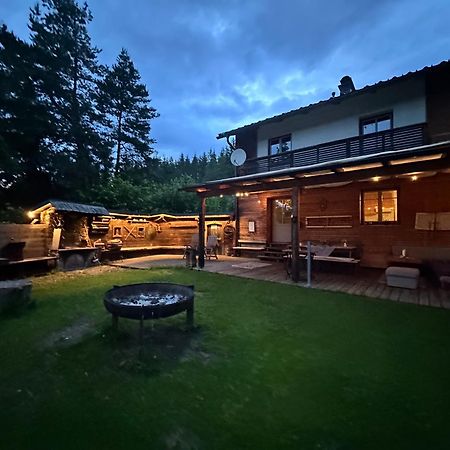Ferienhaus Im Wald Edelschrott Exterior foto