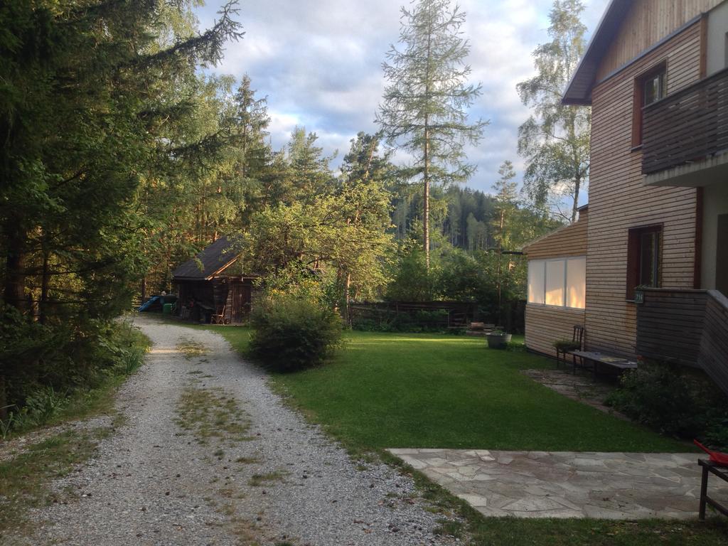 Ferienhaus Im Wald Edelschrott Exterior foto