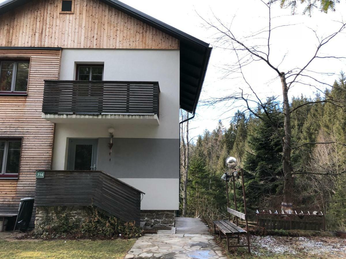 Ferienhaus Im Wald Edelschrott Exterior foto